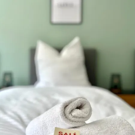 Sali - - Apartmenthaus Remscheid